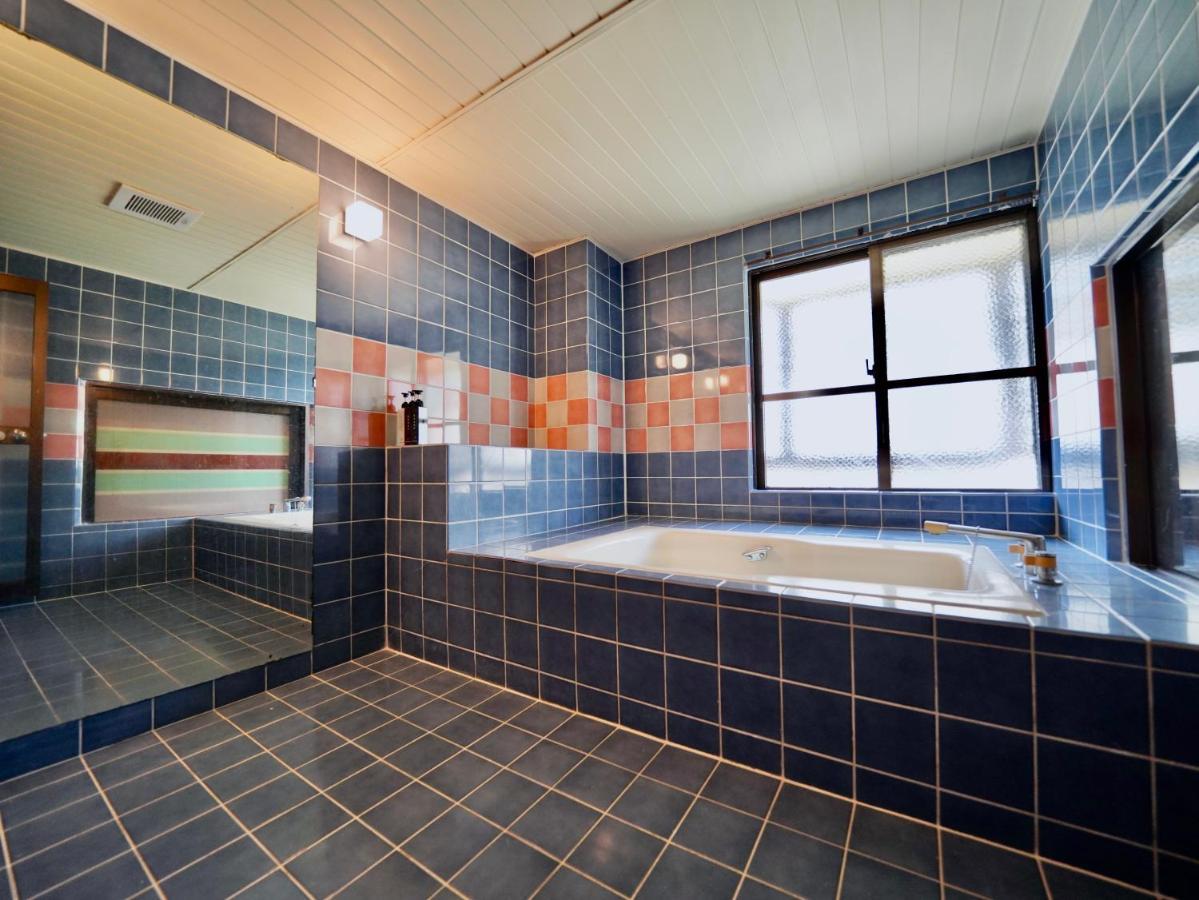 Hotel Ishigaki And Chikonkiya Екстер'єр фото